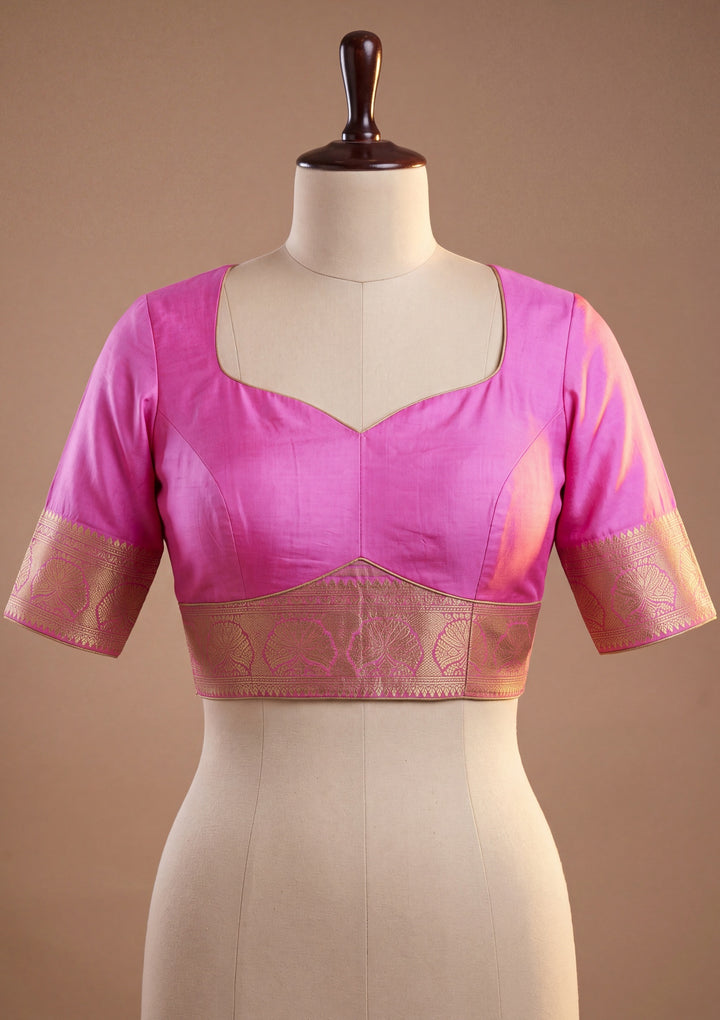 Lavender Silk Buti Saree With Matching Blouse Piece
