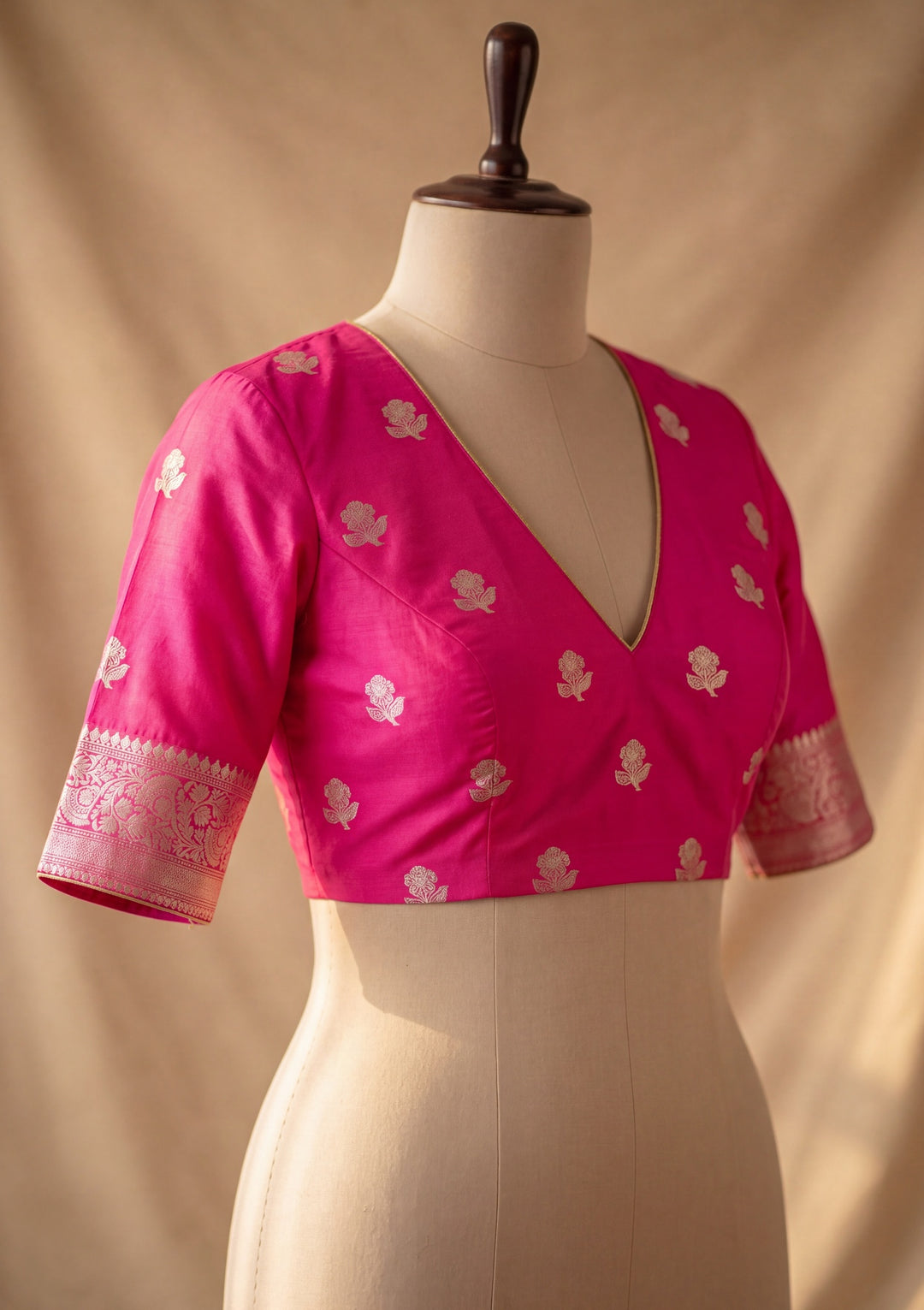 Rani Pink Art Silk Buti Saree With Matching Blouse Piece