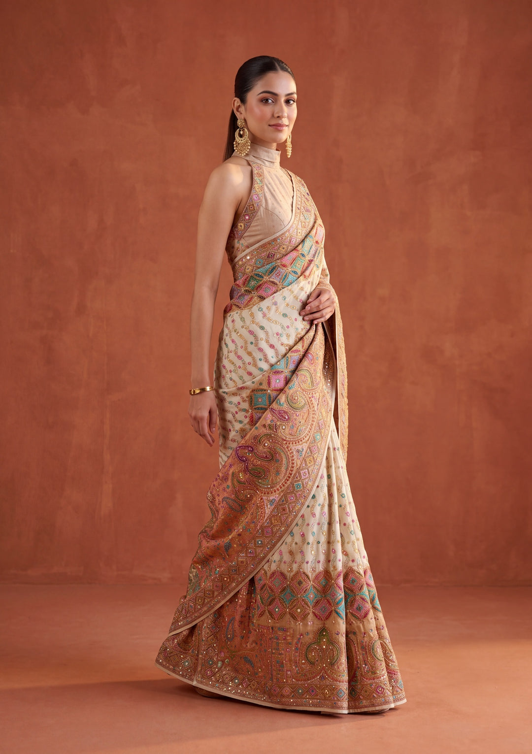 Off White Silk Jaal Cutdana Saree With Matching Blouse Piece