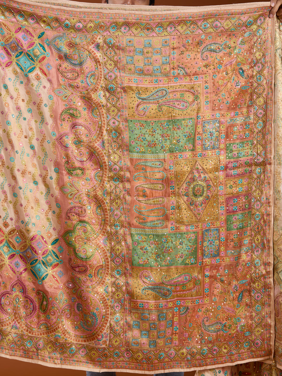 Off White Silk Jaal Cutdana Saree With Matching Blouse Piece