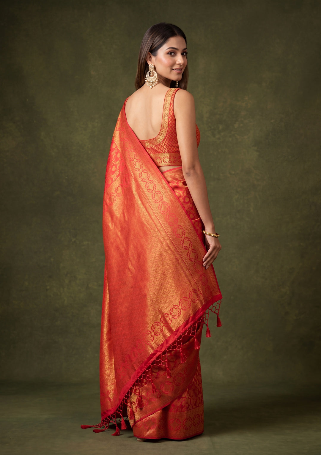 Red Art Silk Jaal Saree With Matching Blouse Piece
