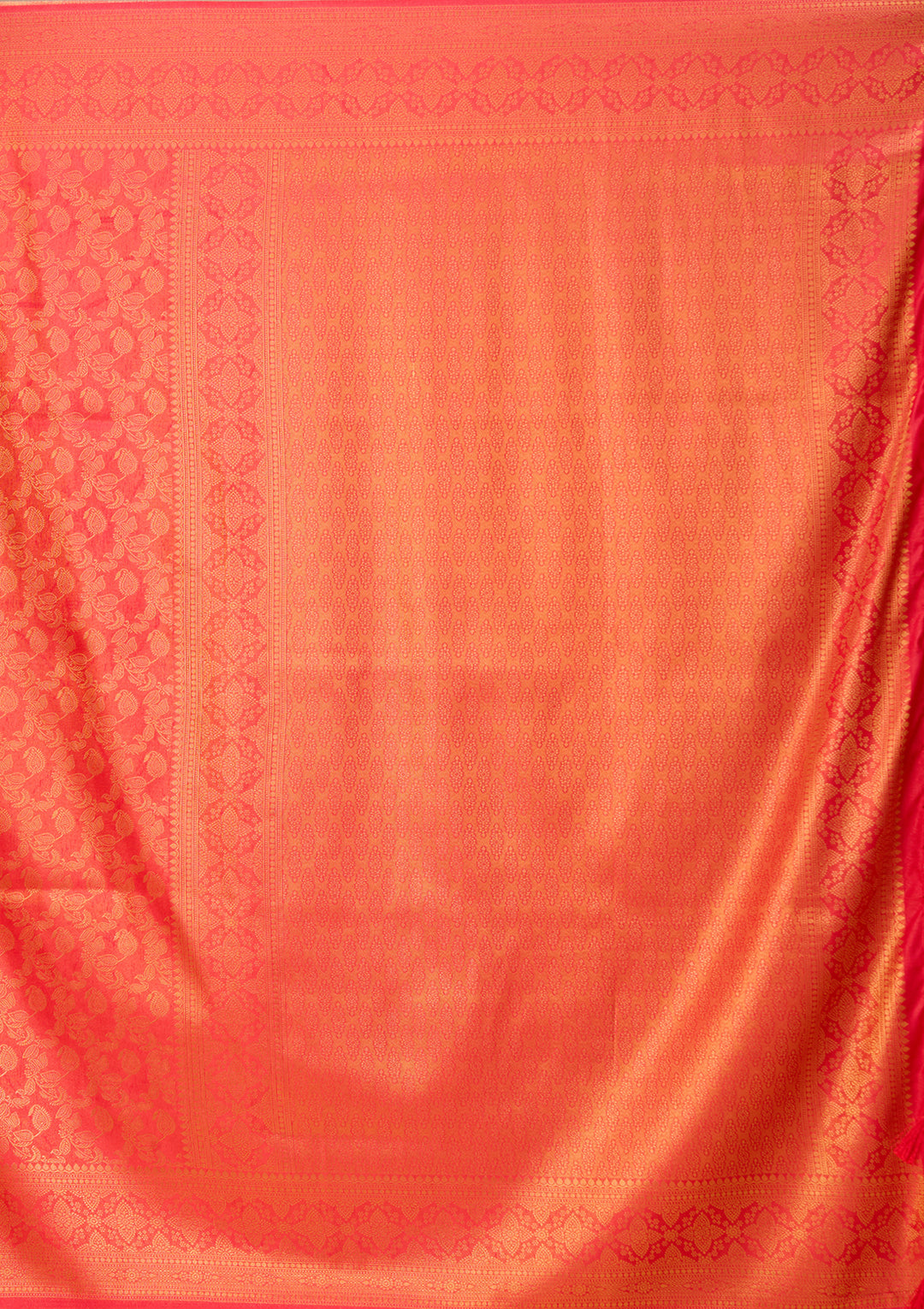 Red Art Silk Jaal Saree With Matching Blouse Piece