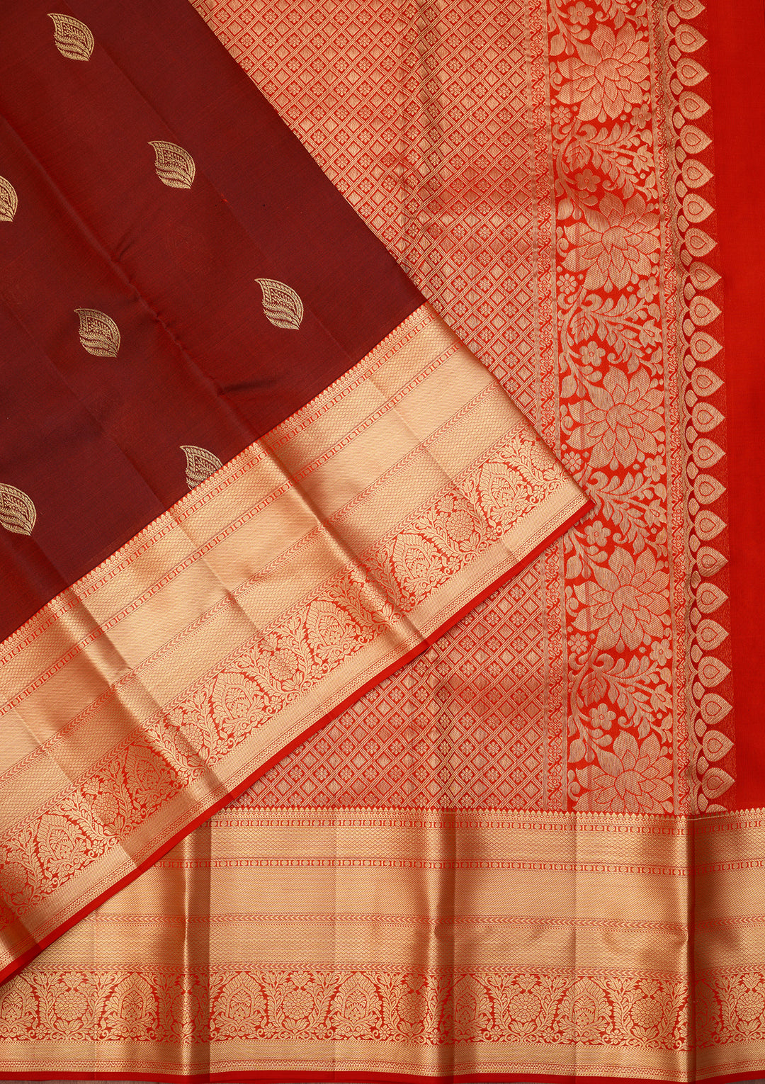 Maroon Dharmavaram Pure Silk Saree With Matching Blouse Piece