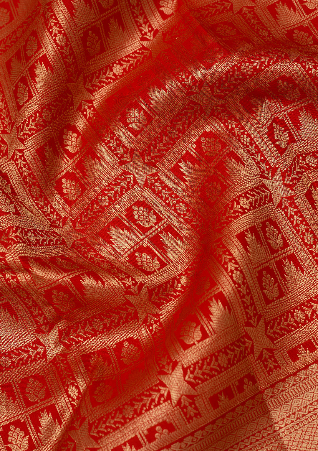 Red Dharmavaram Pure Silk Saree With Matching Blouse Piece