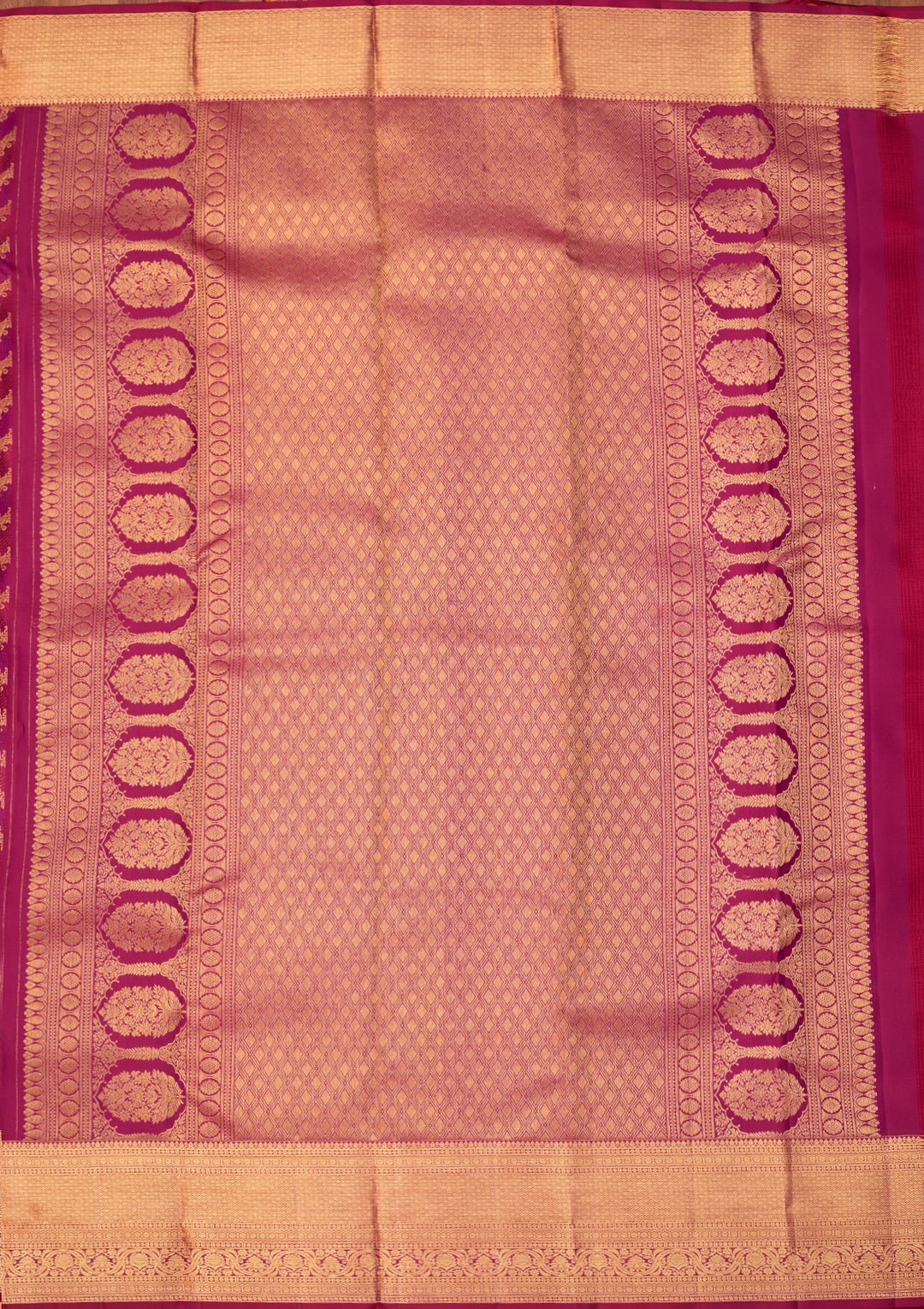 Magenta Pink Dharmavaram Pure Silk Saree With Matching Blouse Piece