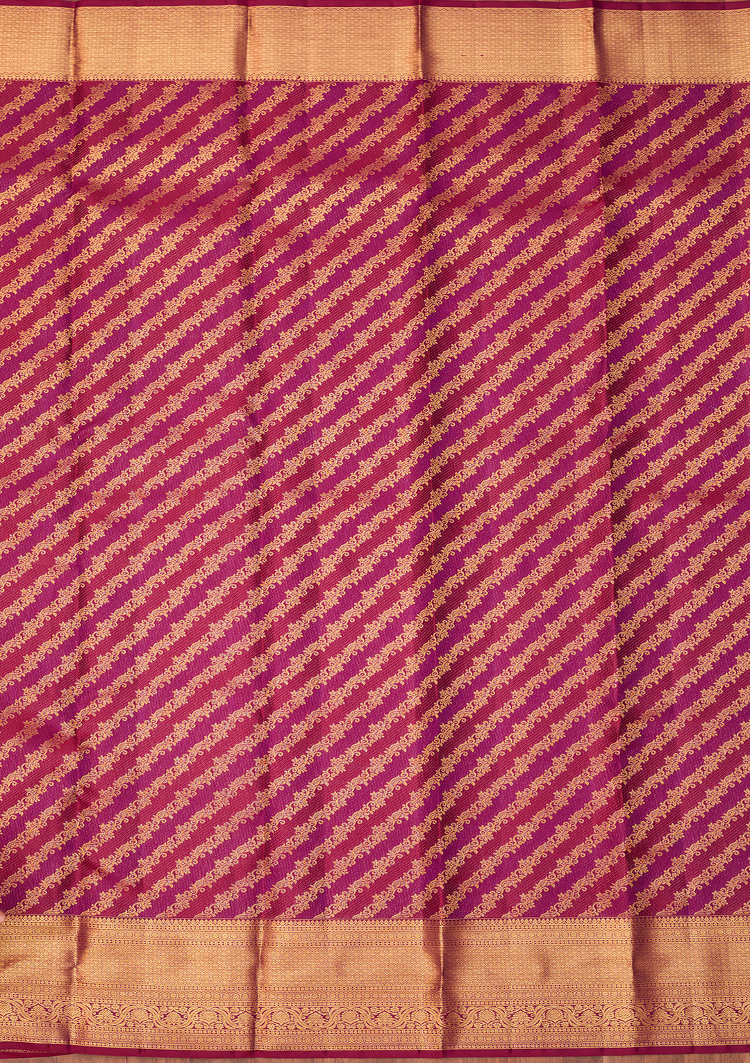 Magenta Pink Dharmavaram Pure Silk Saree With Matching Blouse Piece