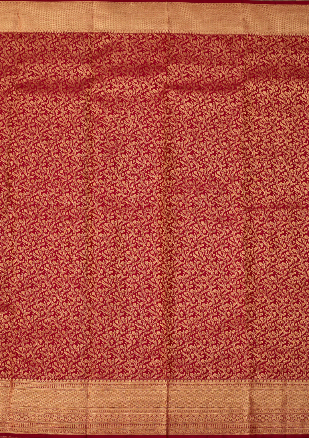 Maroon Dharmavaram Pure Silk Saree With Matching Blouse Piece