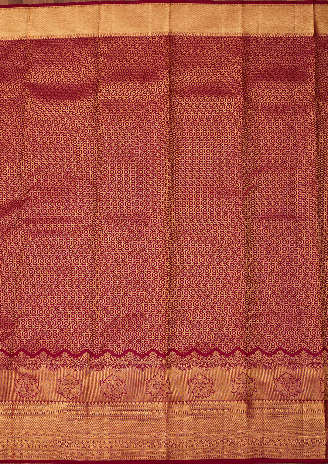 Maroon Dharmavaram Pure Silk Saree With Matching Blouse Piece