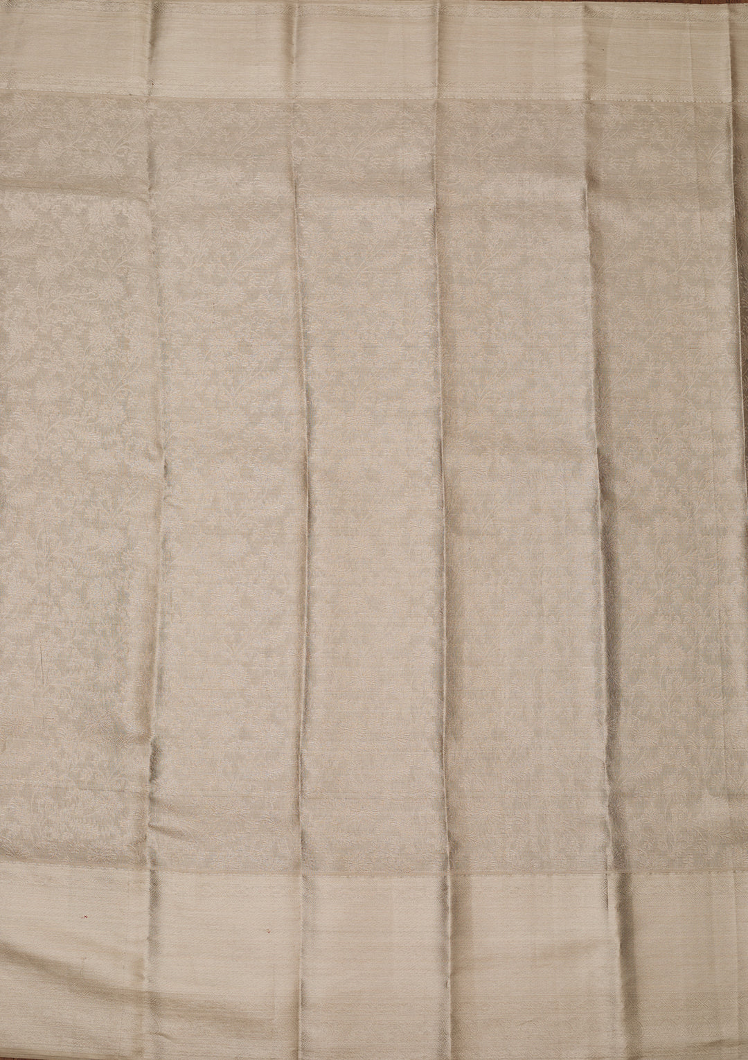 Silver Pure Tissue Jaal Saree With Matching Blouse Piece