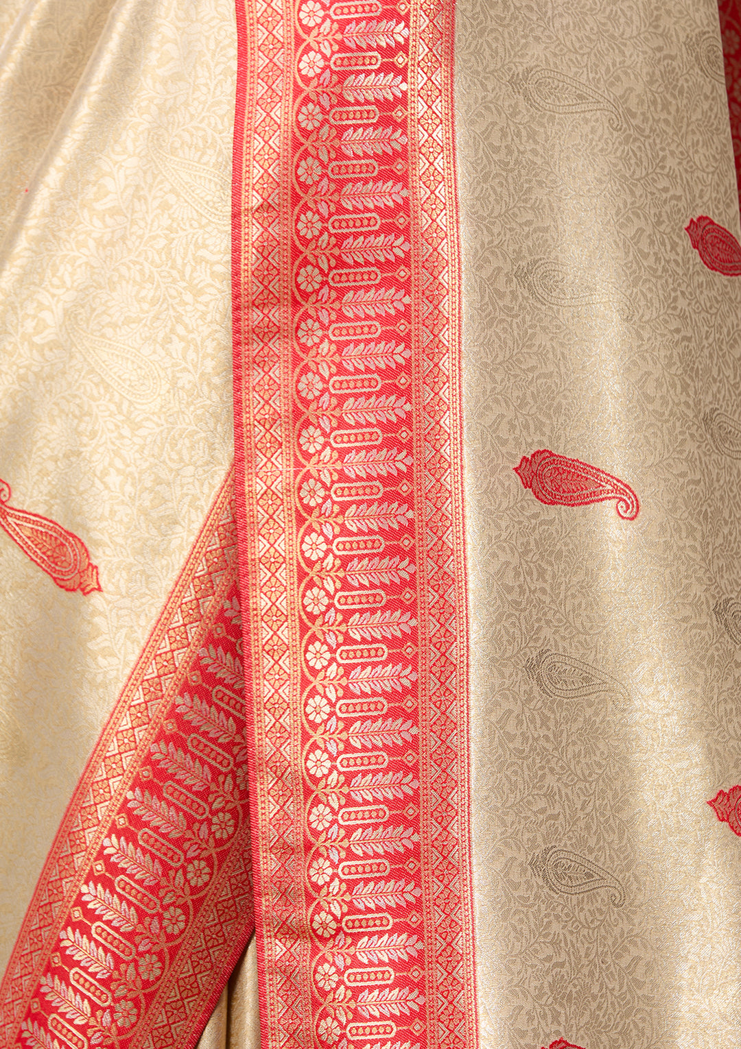 Beige Art Silk Buti Saree With Matching Blouse Piece