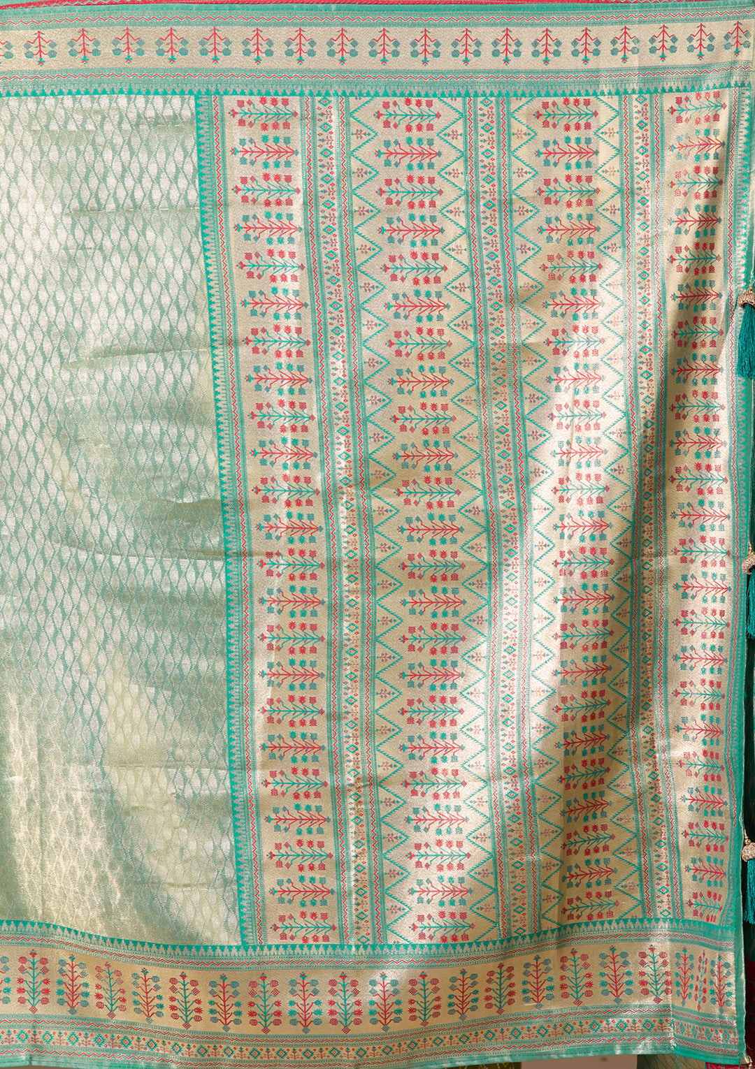 Rama Green Art Silk Jaal Saree With Matching Blouse Piece