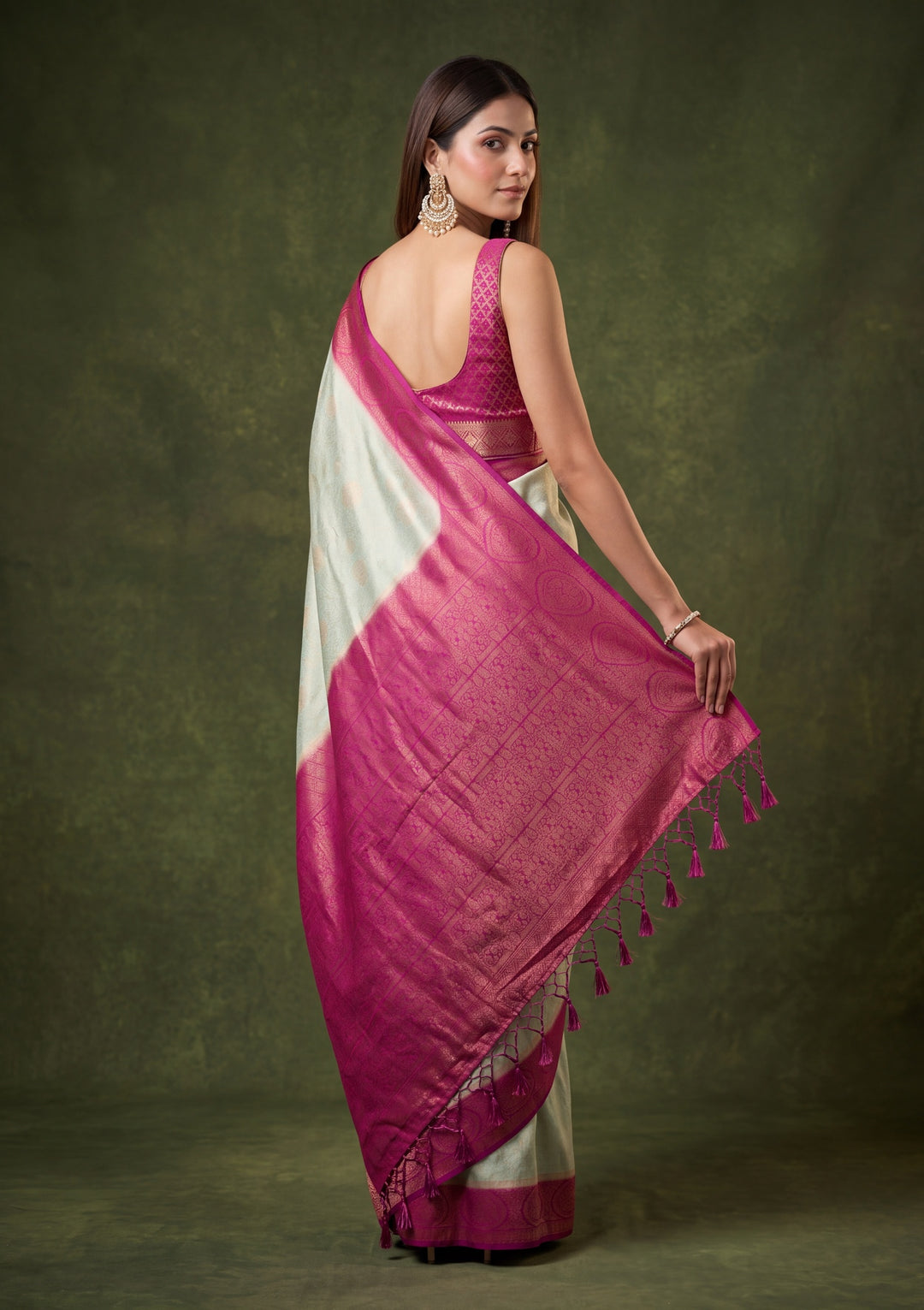 Pista Green Art Silk Jaal Saree With Matching Blouse Piece