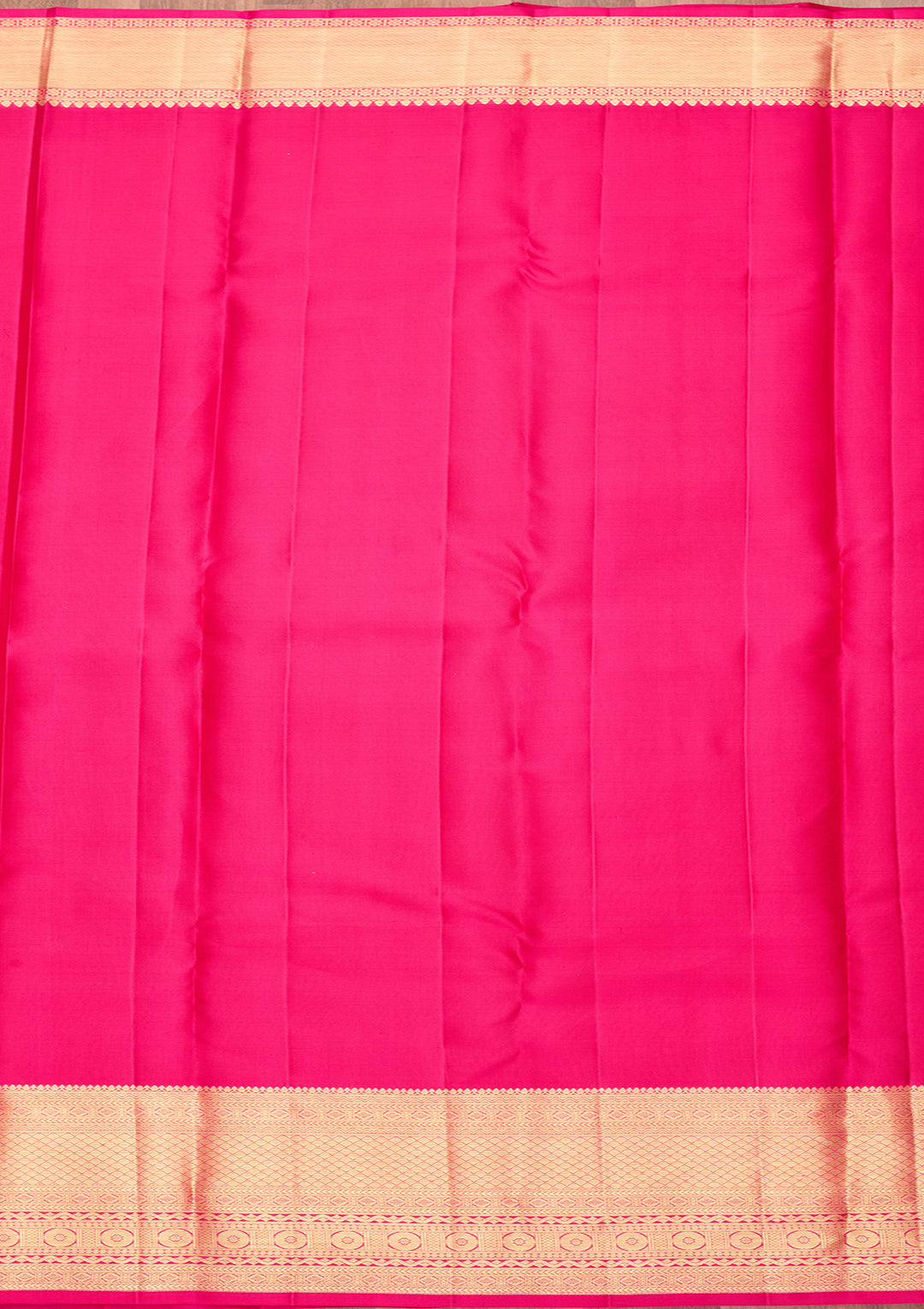 Rani Pink Pure Silk Jaal Saree With Matching Blouse Piece