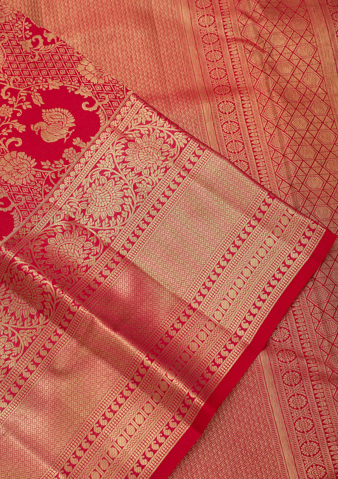 Rani Pink Pure Silk Jaal Saree With Matching Blouse Piece