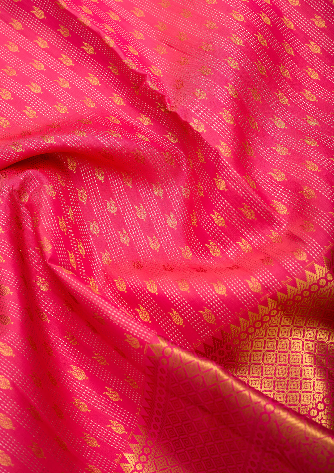Pink Pure Silk Jaal Saree With Matching Blouse Piece