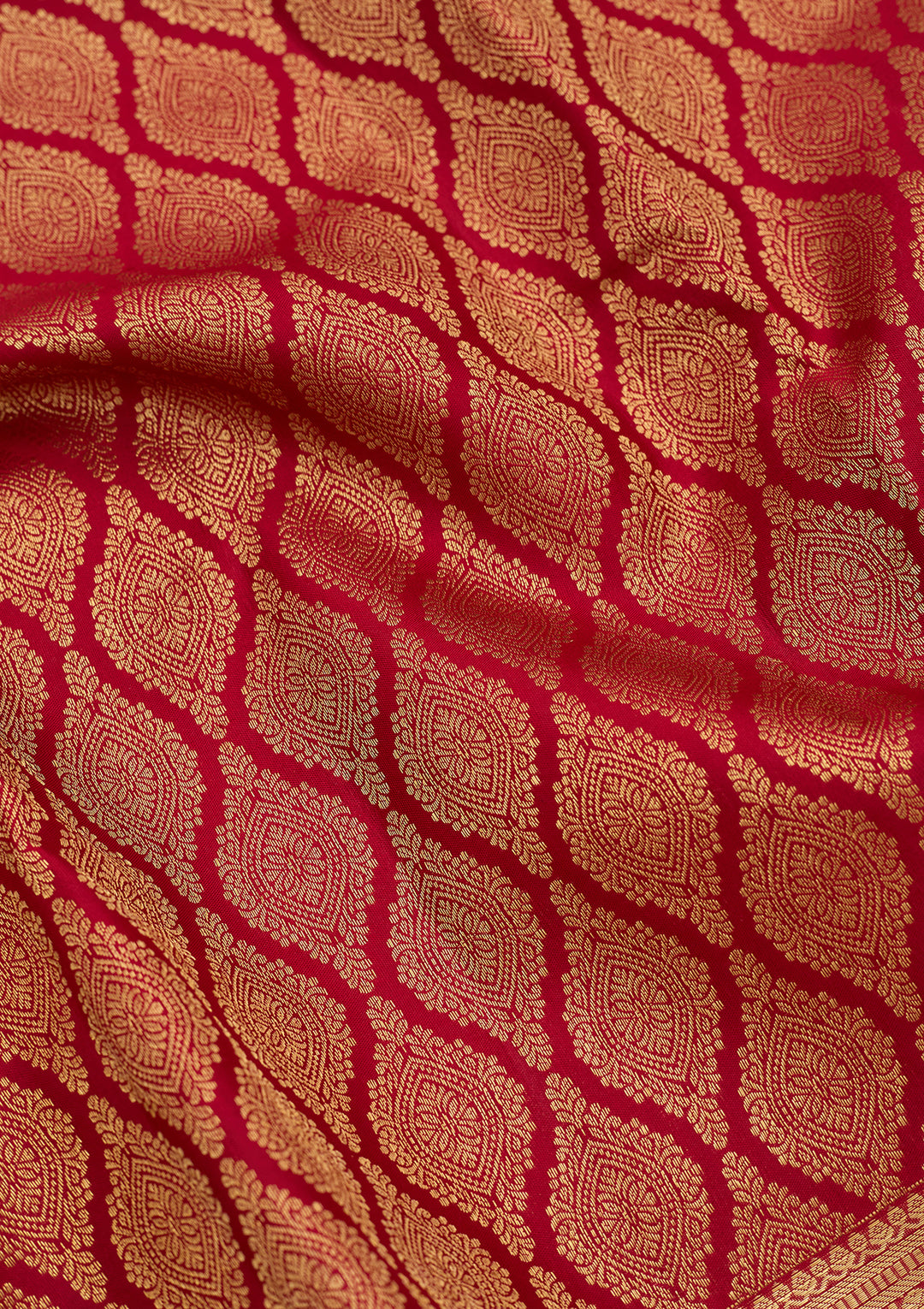 Maroon Pure Silk Jaal Saree With Matching Blouse Piece
