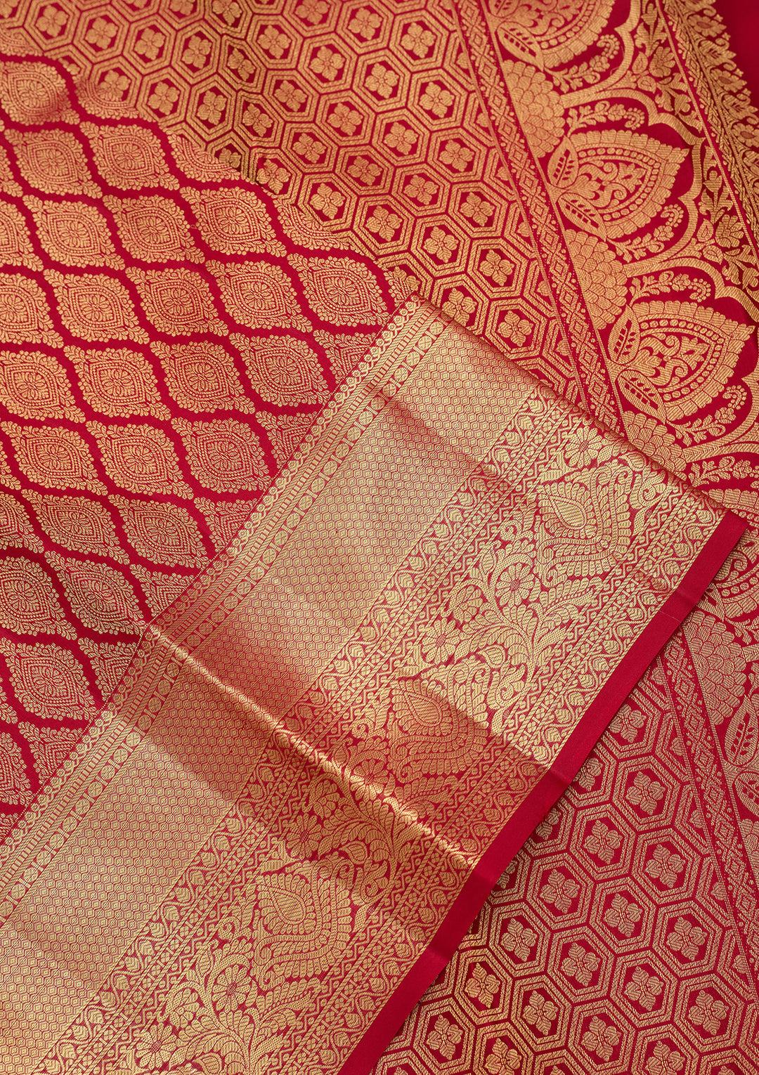Maroon Pure Silk Jaal Saree With Matching Blouse Piece
