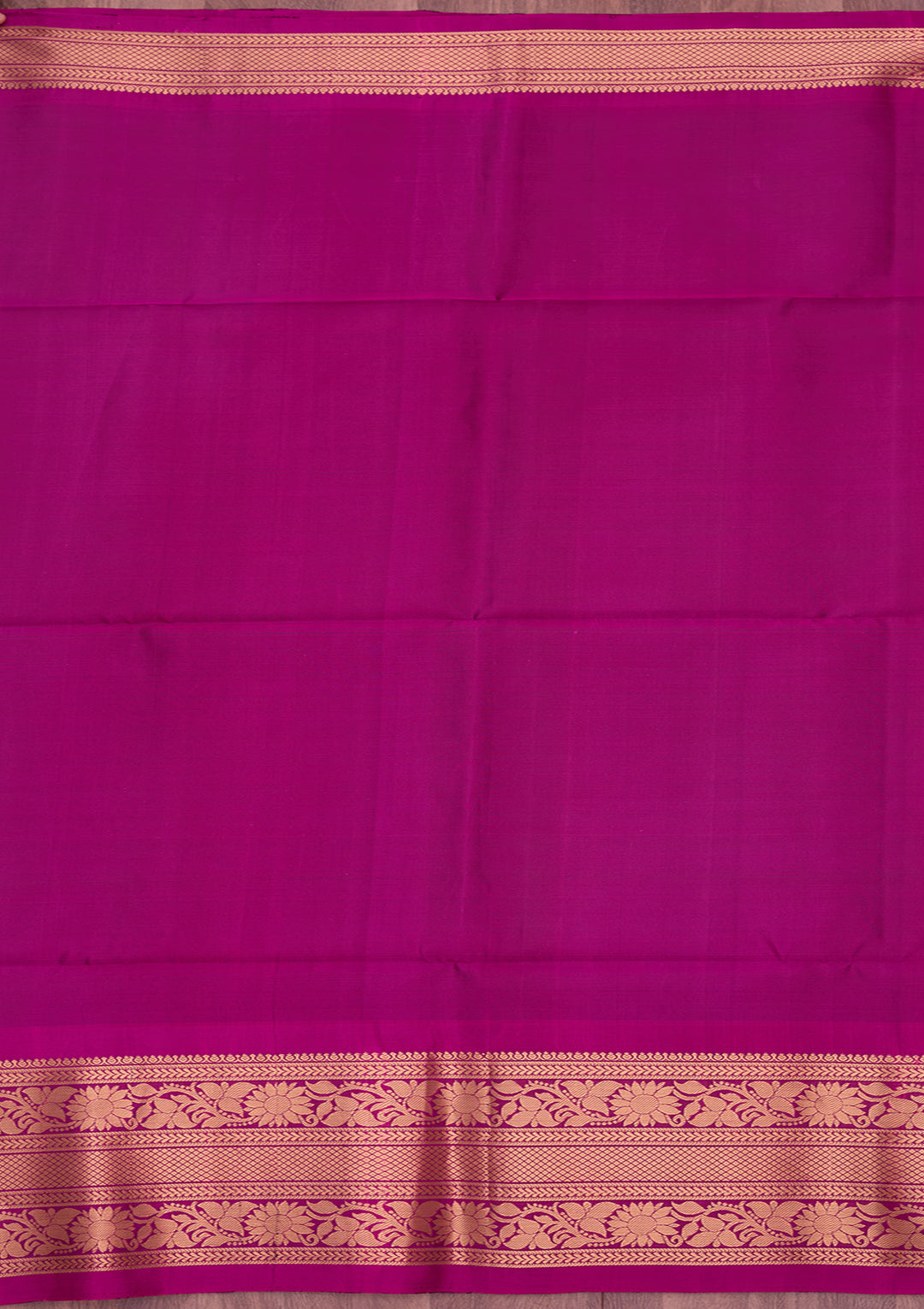 Mehendi Green Pure Opada Silk Buti Saree With Matching Blouse Piece