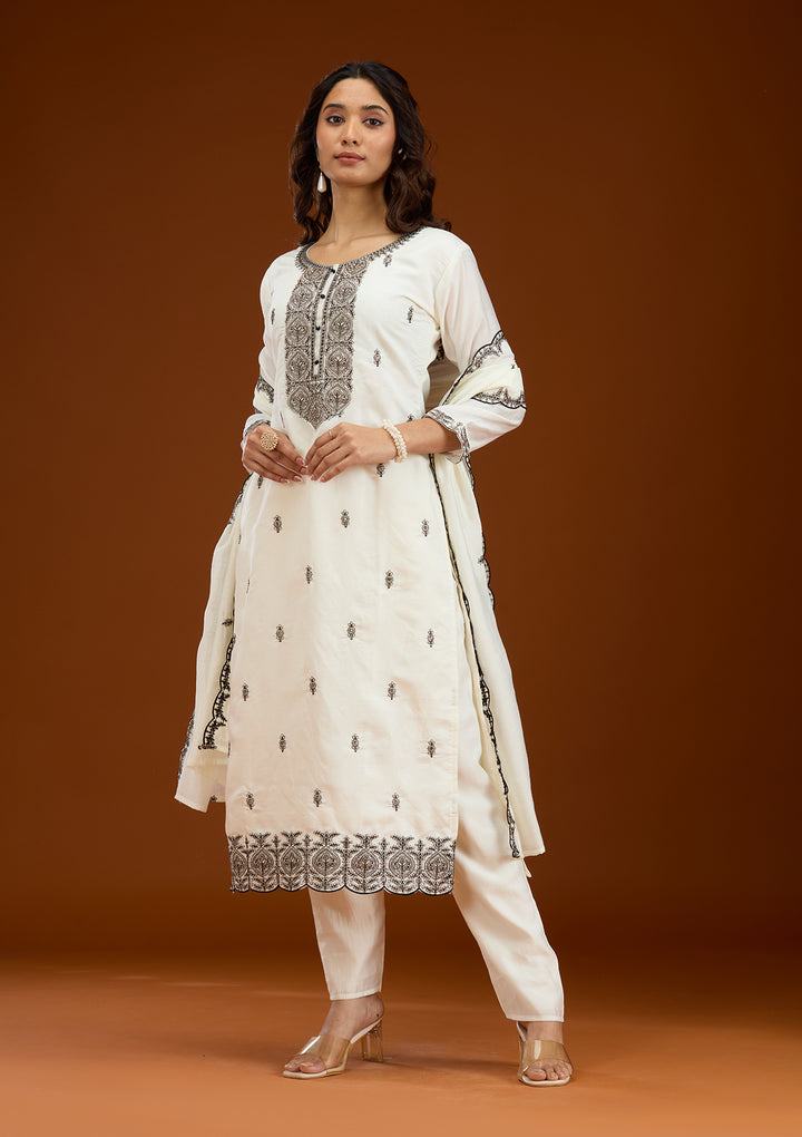 Off White Threadwork Semi Crepe Readymade Salwar Suit