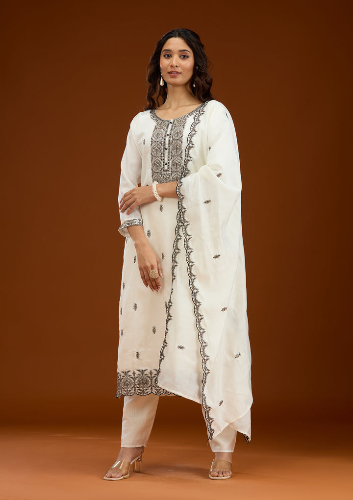 Off White Threadwork Semi Crepe Readymade Salwar Suit