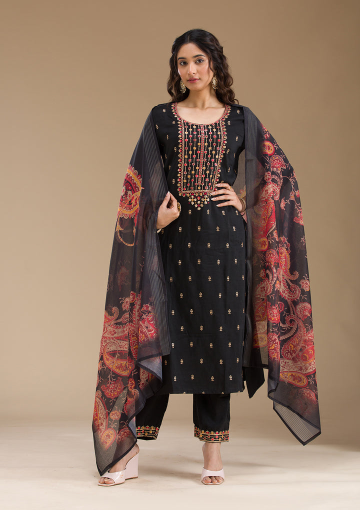 Black Threadwork Semi Crepe Readymade Salwar Suit
