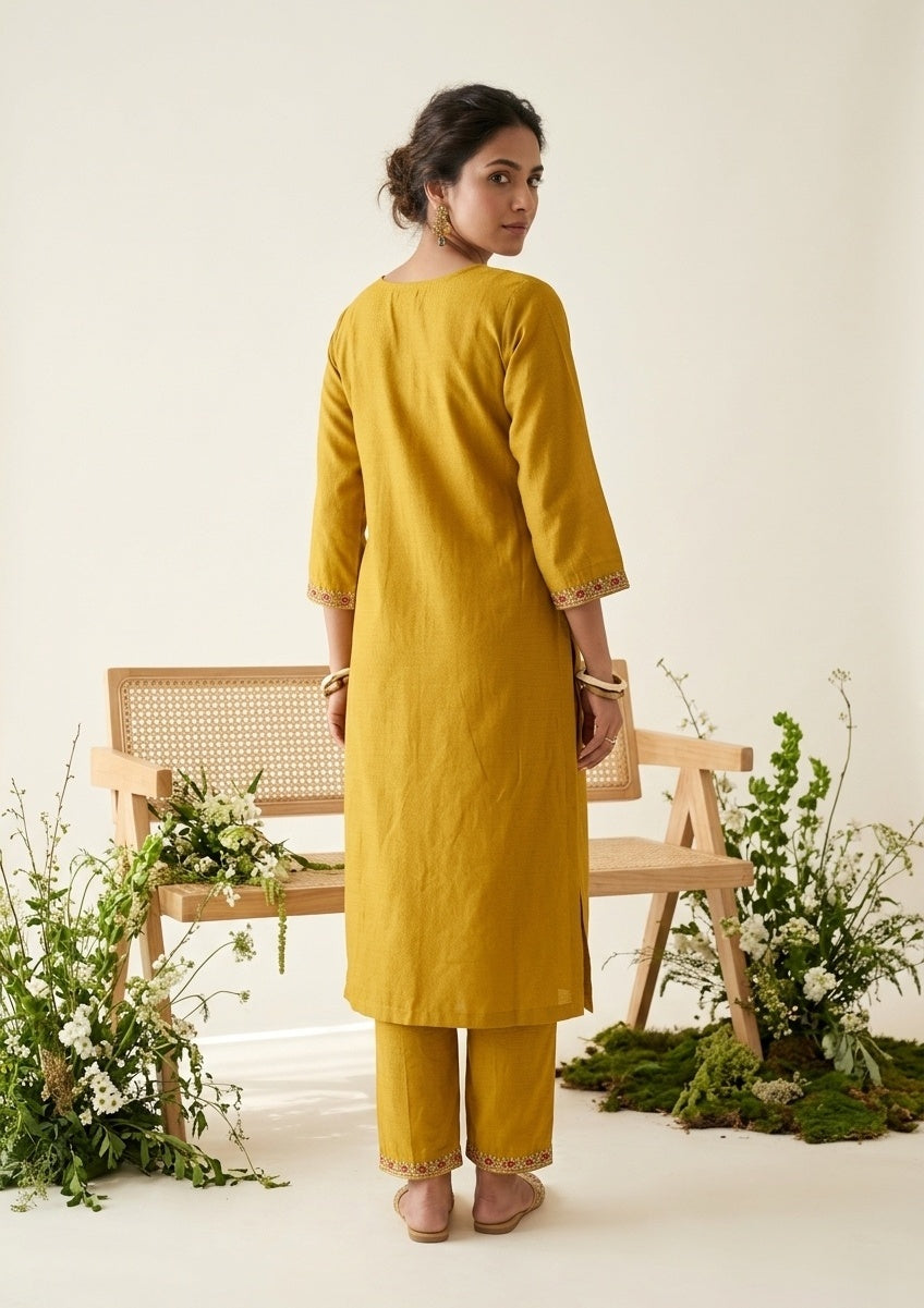 Mustard Soft Raw Silk Threadwork Straight Kurta With Pant Regular And Dupatta