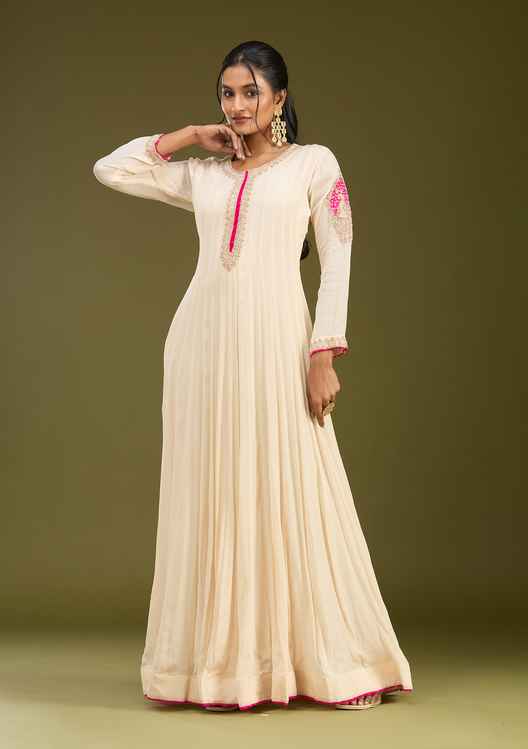 Off White Zariwork (Gold) Chanderi Readymade Salwar Suit