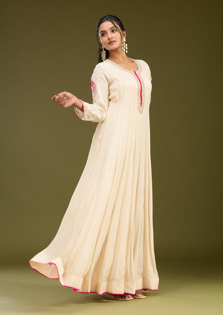 Off White Zariwork (Gold) Chanderi Readymade Salwar Suit