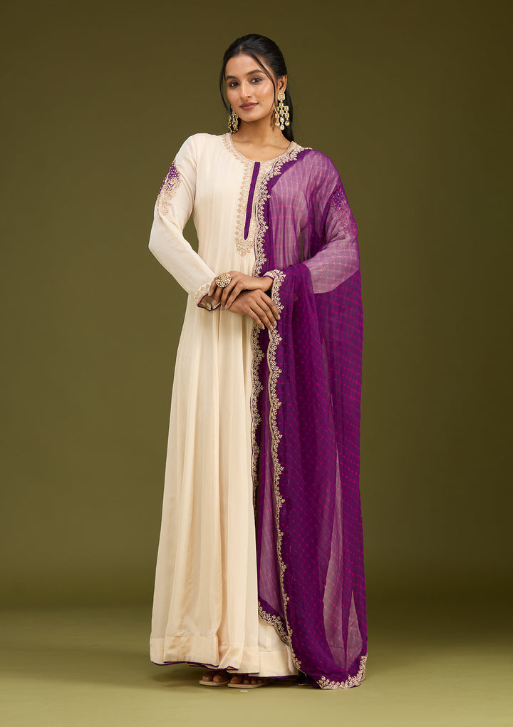 Off White Zariwork (Gold) Chanderi Readymade Salwar Suit