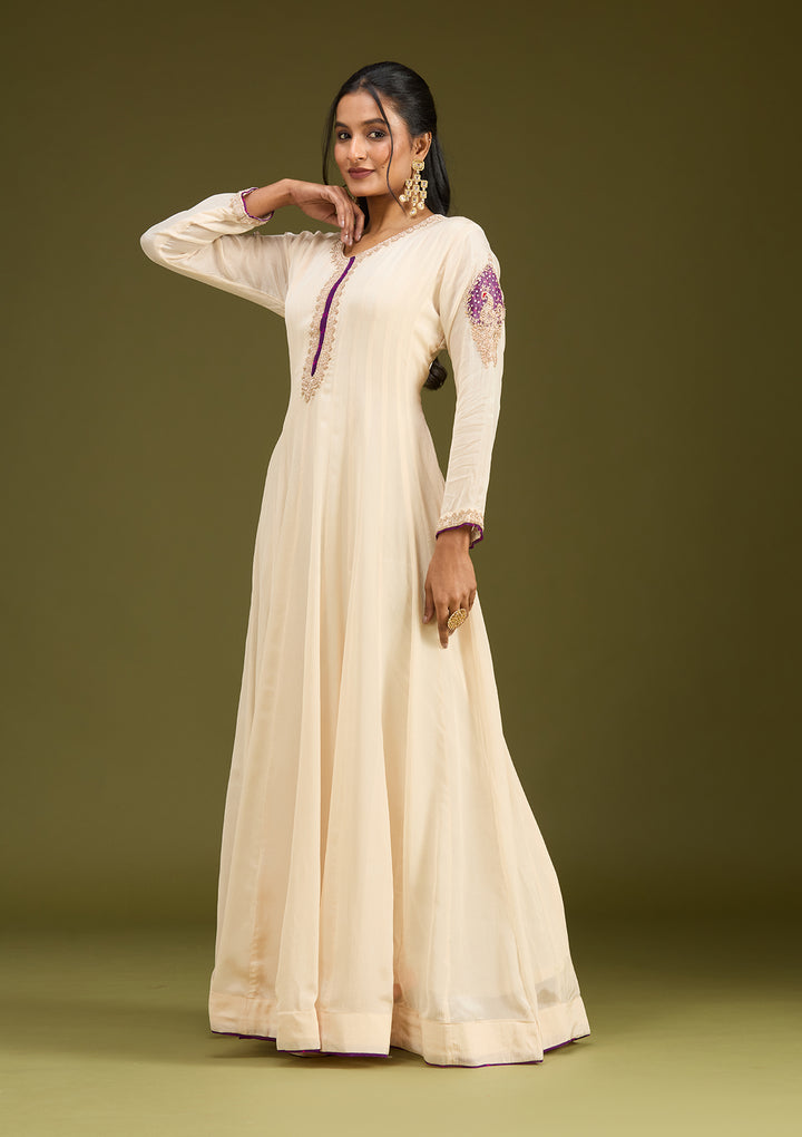 Off White Zariwork (Gold) Chanderi Readymade Salwar Suit