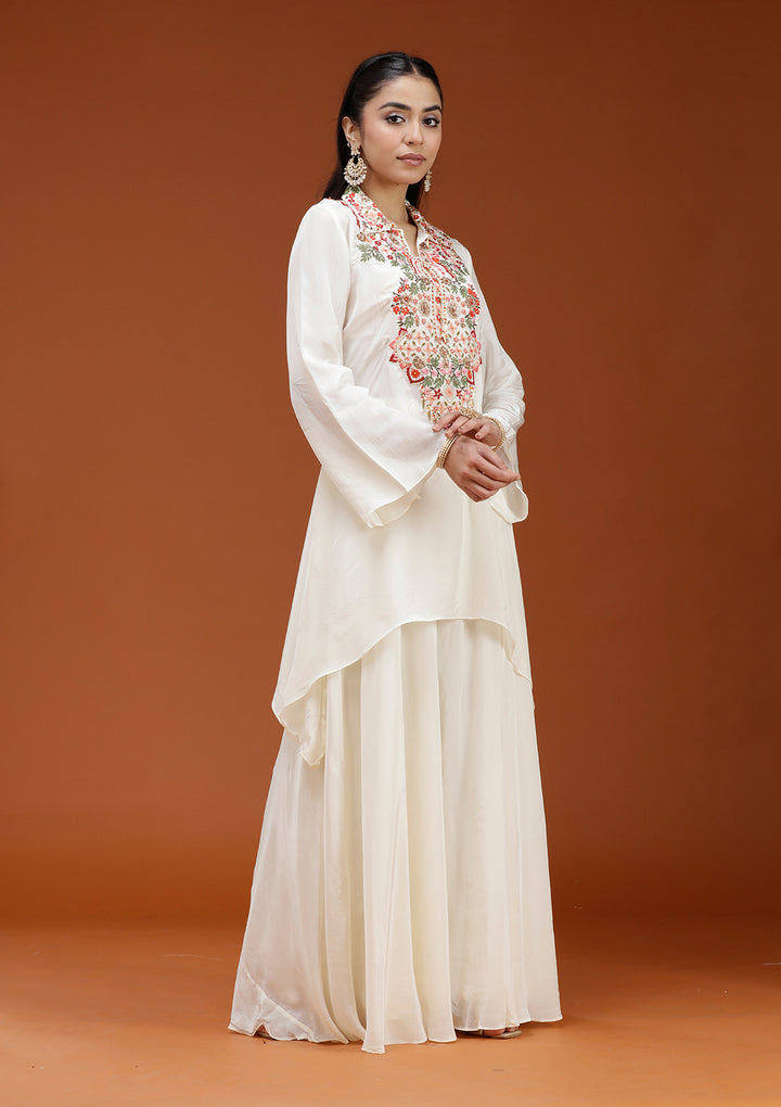 Off White Threadwork Satin Readymade Salwar Suit