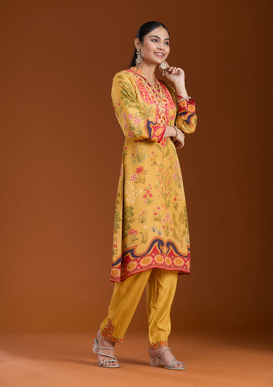 Mustard Yellow Multi Crepe Abstract Geometric Straight Kurta With Regular Pant And Dupatta