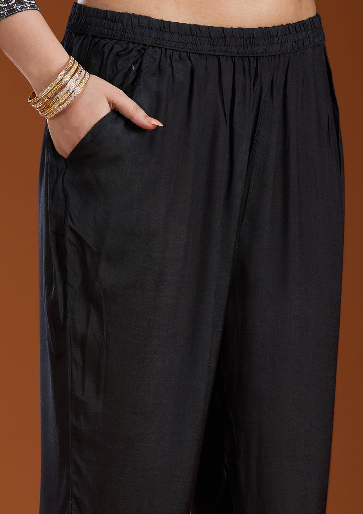 Off White Printed Crepe Readymade Salwar Suit