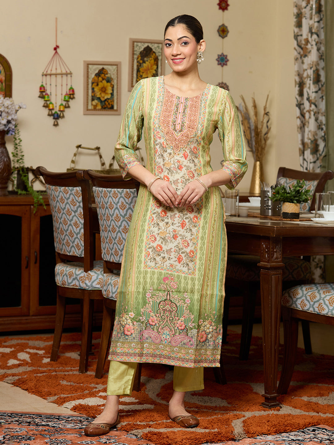 Pista Green Printed Crepe Readymade Salwar Suit