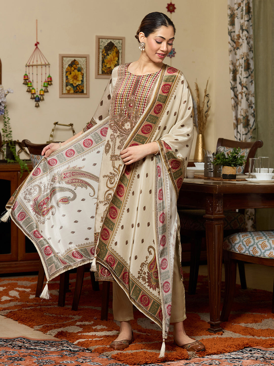 Pista Green Printed Crepe Readymade Salwar Suit