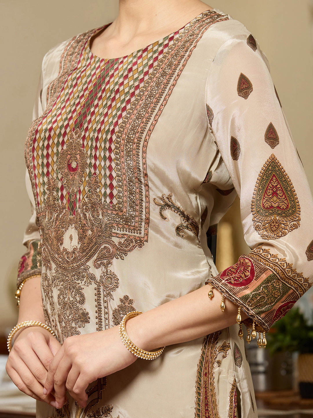 Pista Green Printed Crepe Readymade Salwar Suit