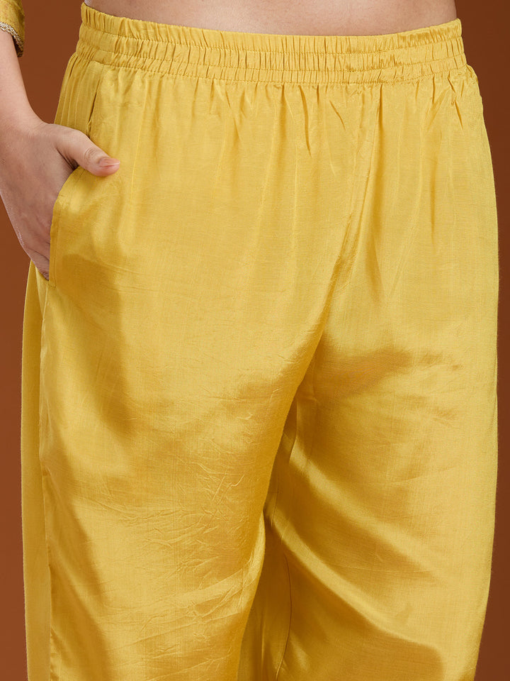 Mehandi Green Threadwork Soft Raw Silk Readymade Salwar Suit