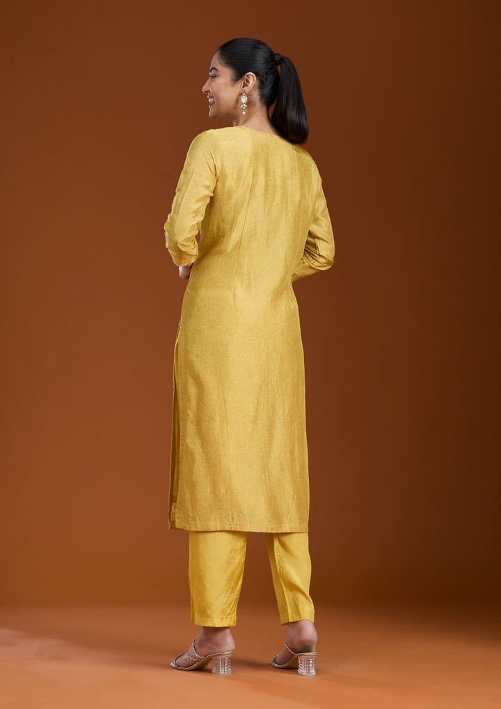 Mehendi Green Soft Raw Silk Threadwork Straight Kurta With Regular Pant And Dupatta