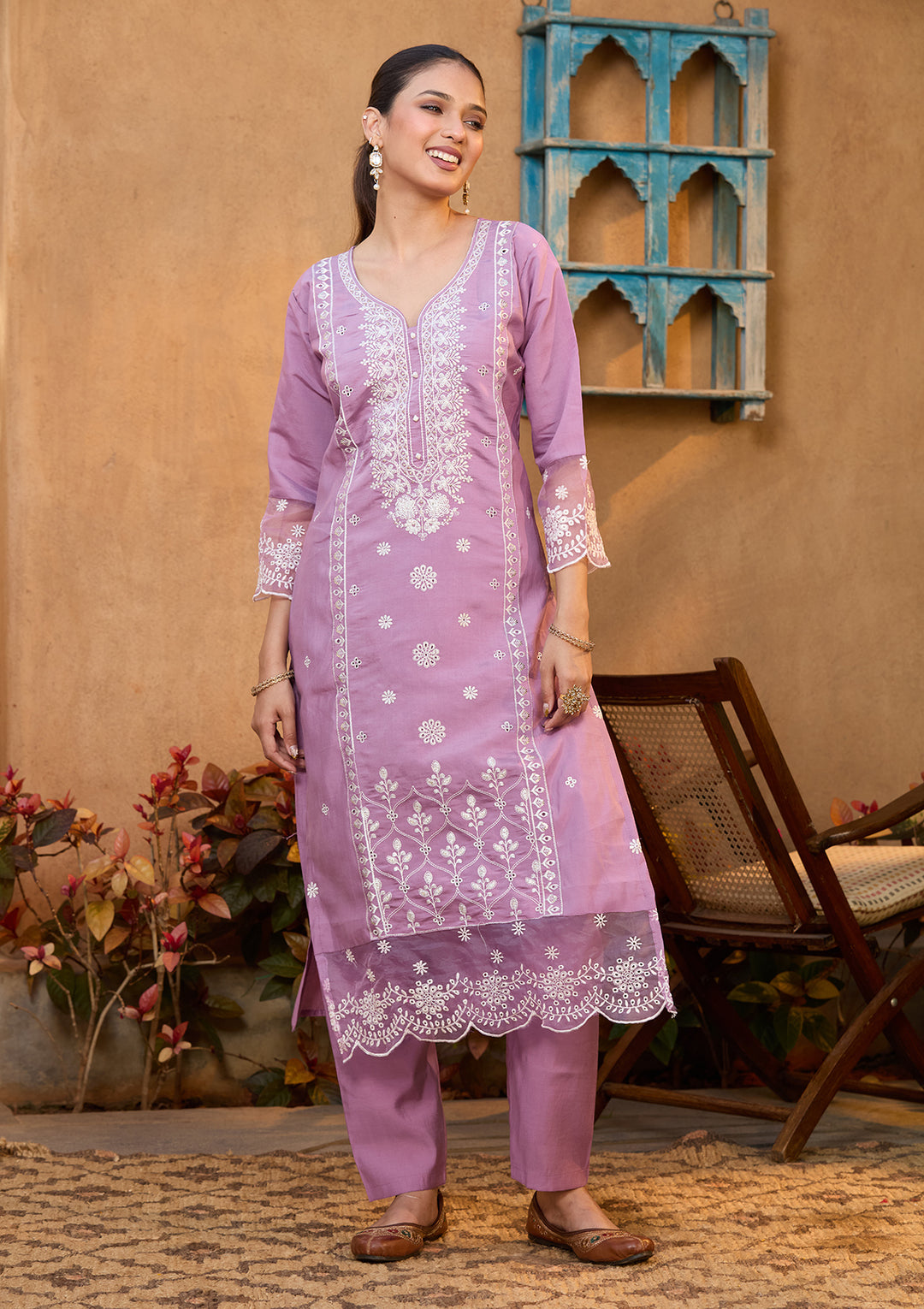 Mauve Chanderi Threadwork Straight Kurta With Regular Pant And Dupatta