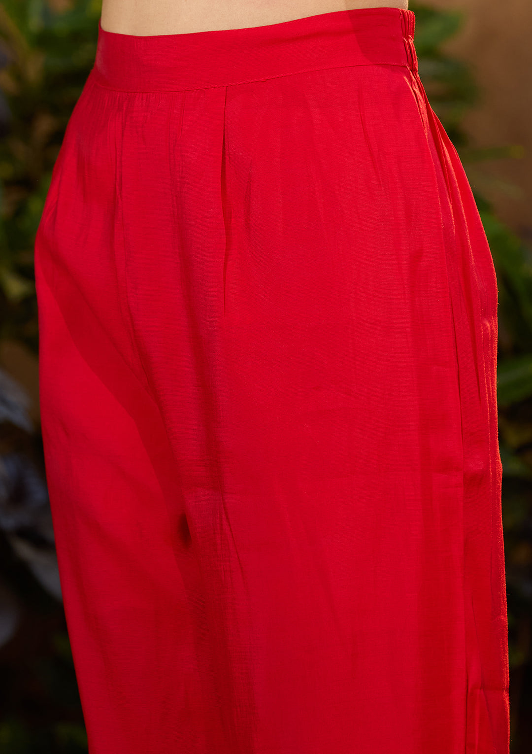 Red Chanderi Bandhej Sequins Straight Kurta With Pant Regular And Dupatta