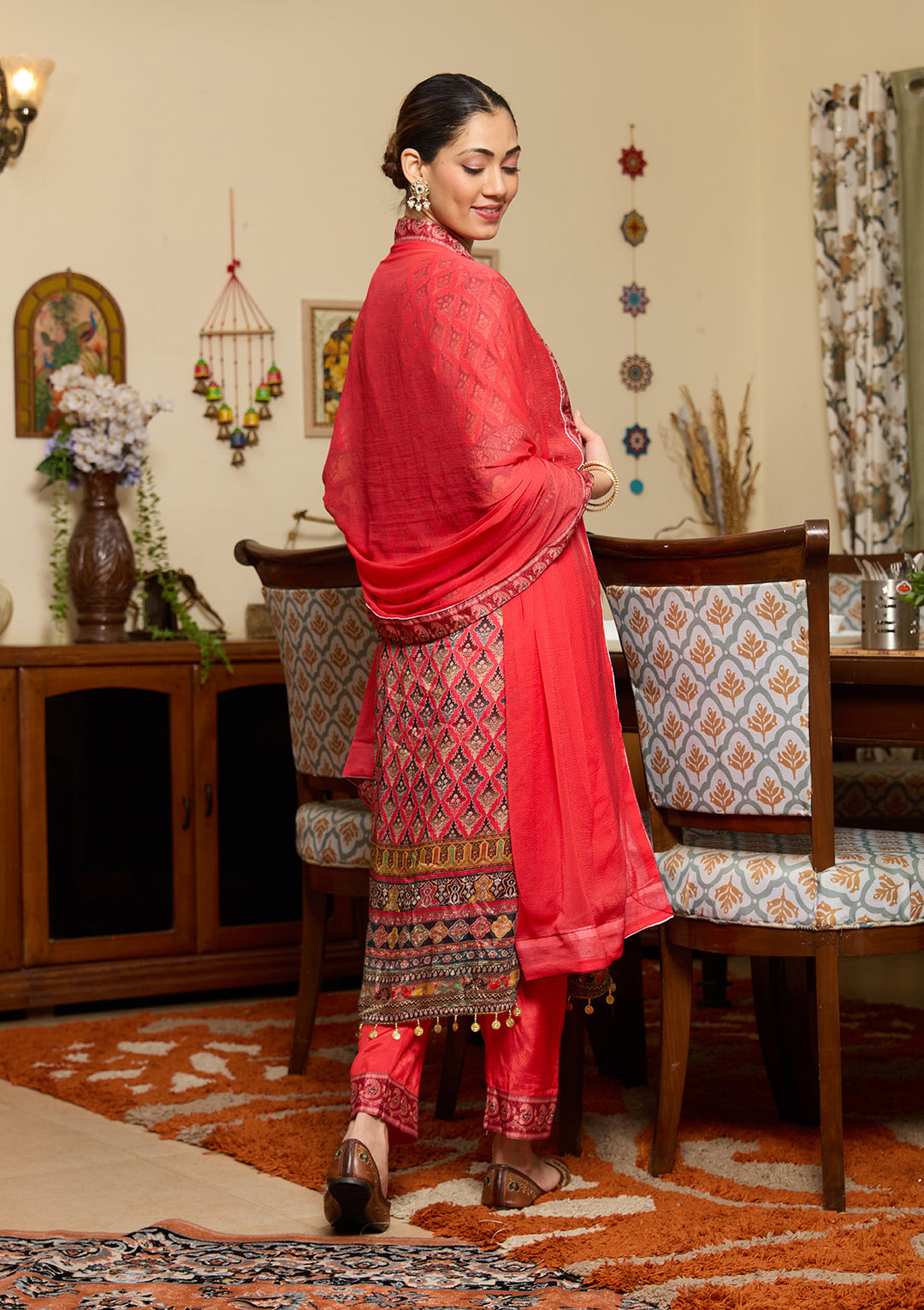 Pink Mirrorwork Crepe Readymade Salwar Suit