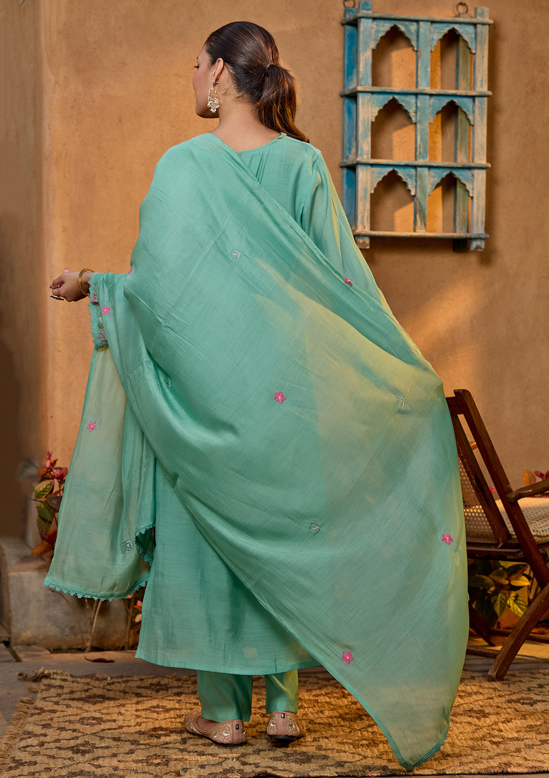 Sea Green Chanderi Threadwork Straight Kurta With Pant Regular And Dupatta