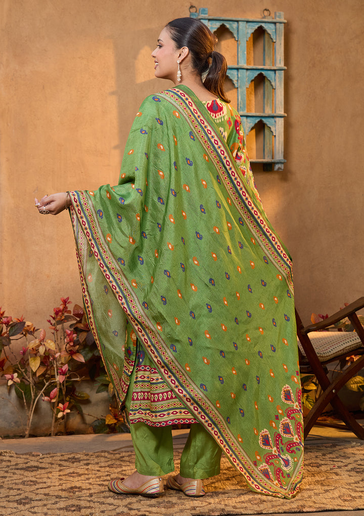 Green Satin Abstract Geometric Silver Stonework Straight Kurta With Pant Regular And Dupatta