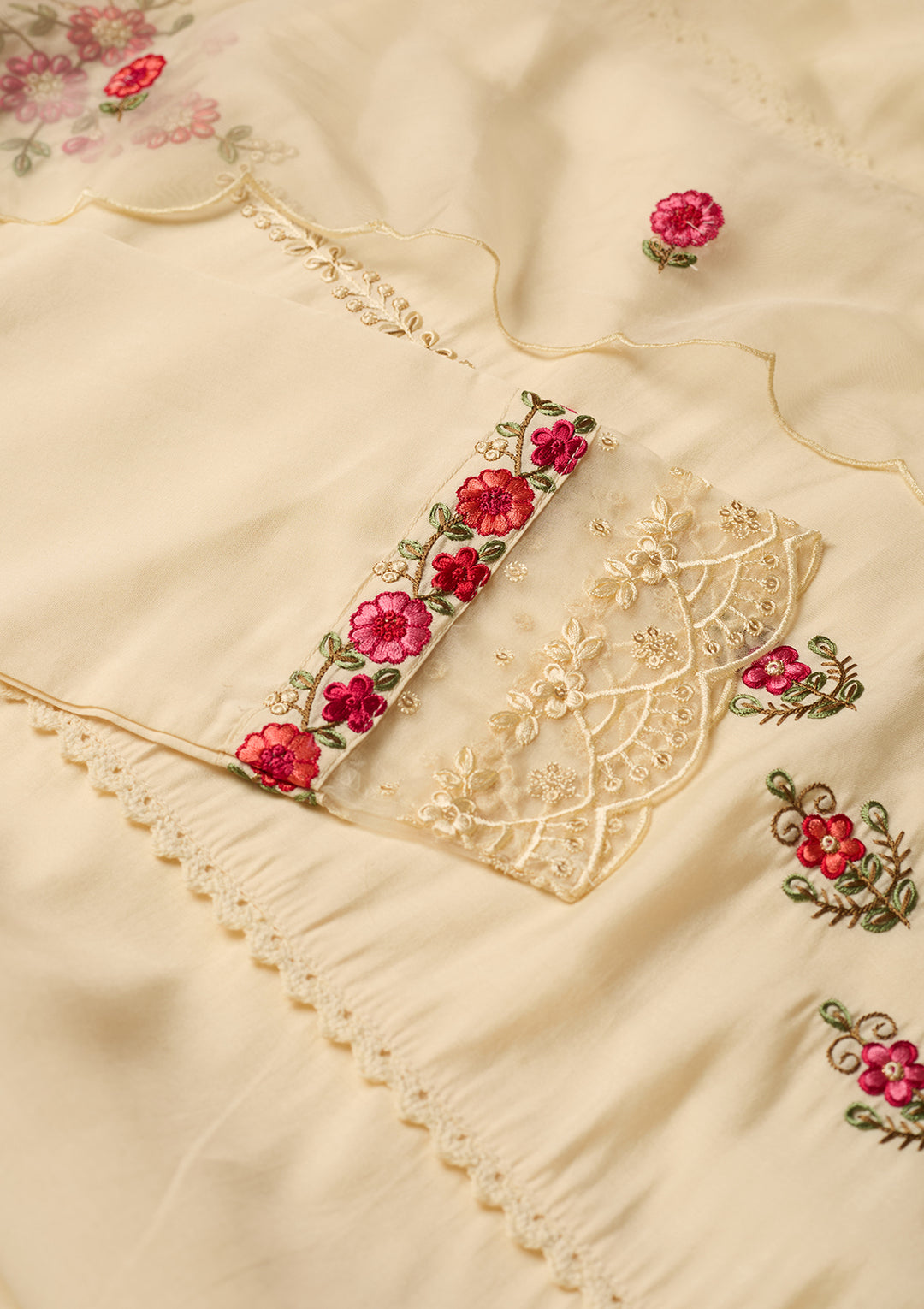 Off White Art Silk Threadwork Straight Kurta With Pant Regular And Dupatta