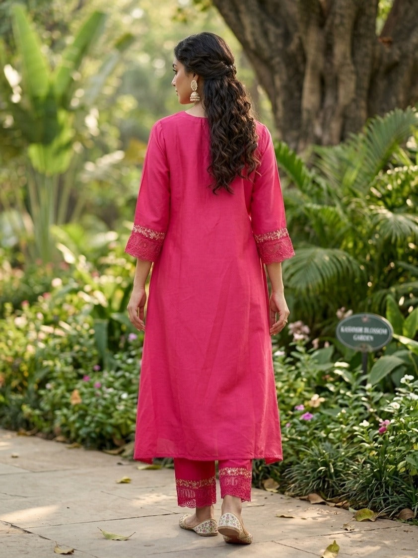 Rani Pink Raw Silk Threadwork Straight Kurta With Pant Regular And Dupatta