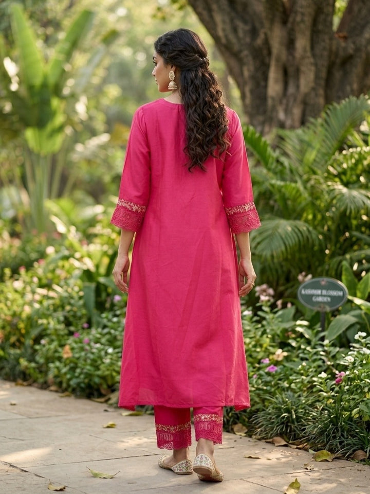Rani Pink Raw Silk Threadwork Straight Kurta With Pant Regular And Dupatta