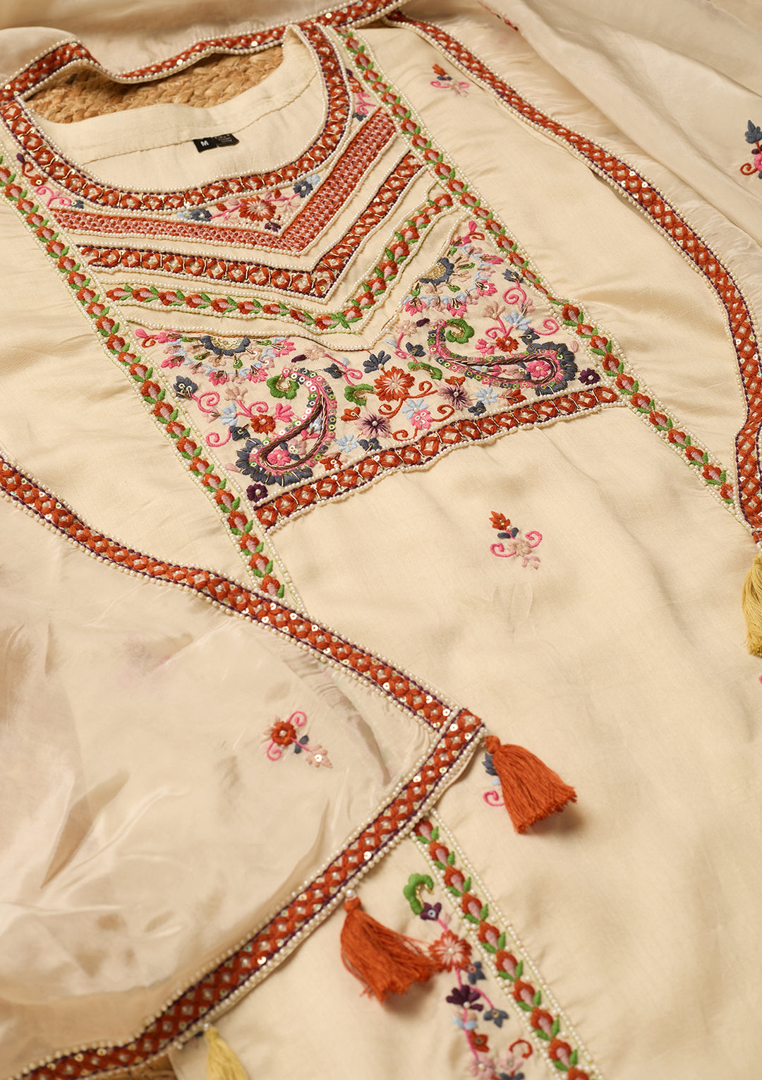 Cream Chanderi Threadwork Straight Kurta With Regular Pant And Dupatta
