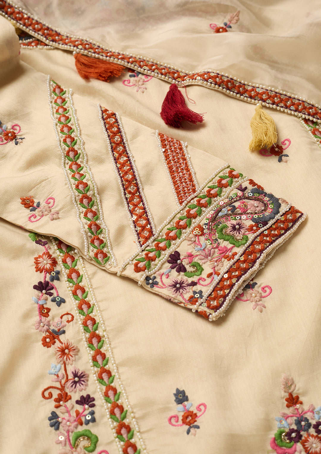 Cream Chanderi Threadwork Straight Kurta With Regular Pant And Dupatta