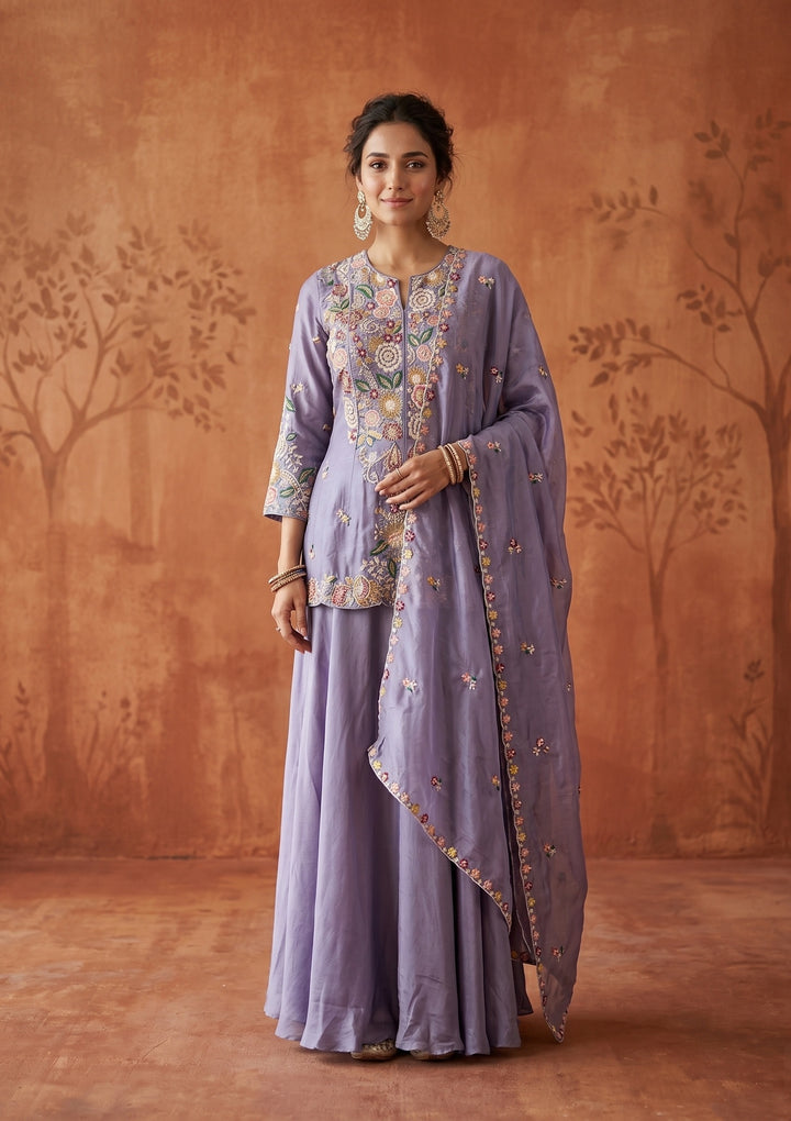 Lavender Threadwork Crepe Readymade Salwar Suit