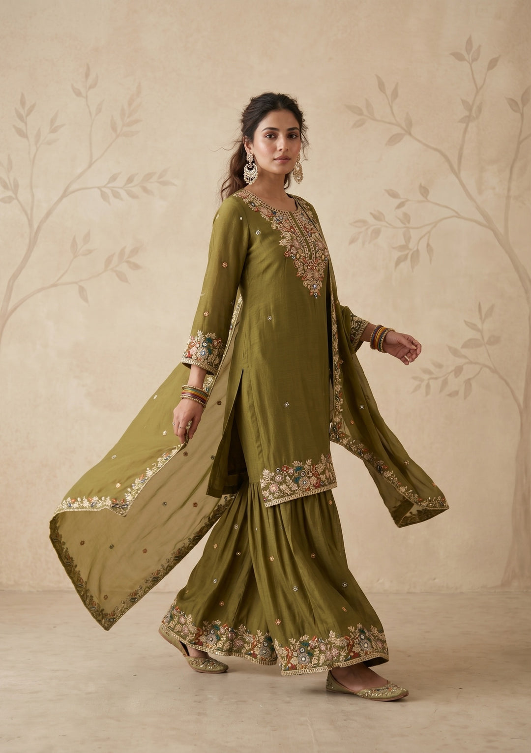 Mehendi Threadwork Crepe Readymade Salwar Suit